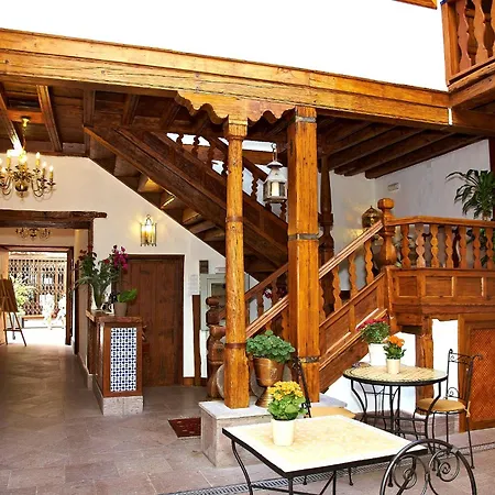 埃姆布勒玛提卡圣奥古斯丁酒店 酒店