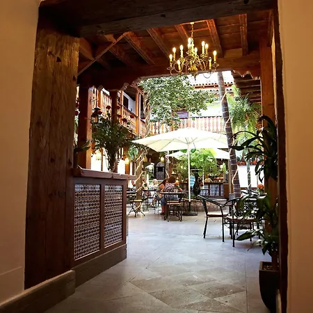 埃姆布勒玛提卡圣奥古斯丁酒店 伊科德·德·洛斯·维诺斯